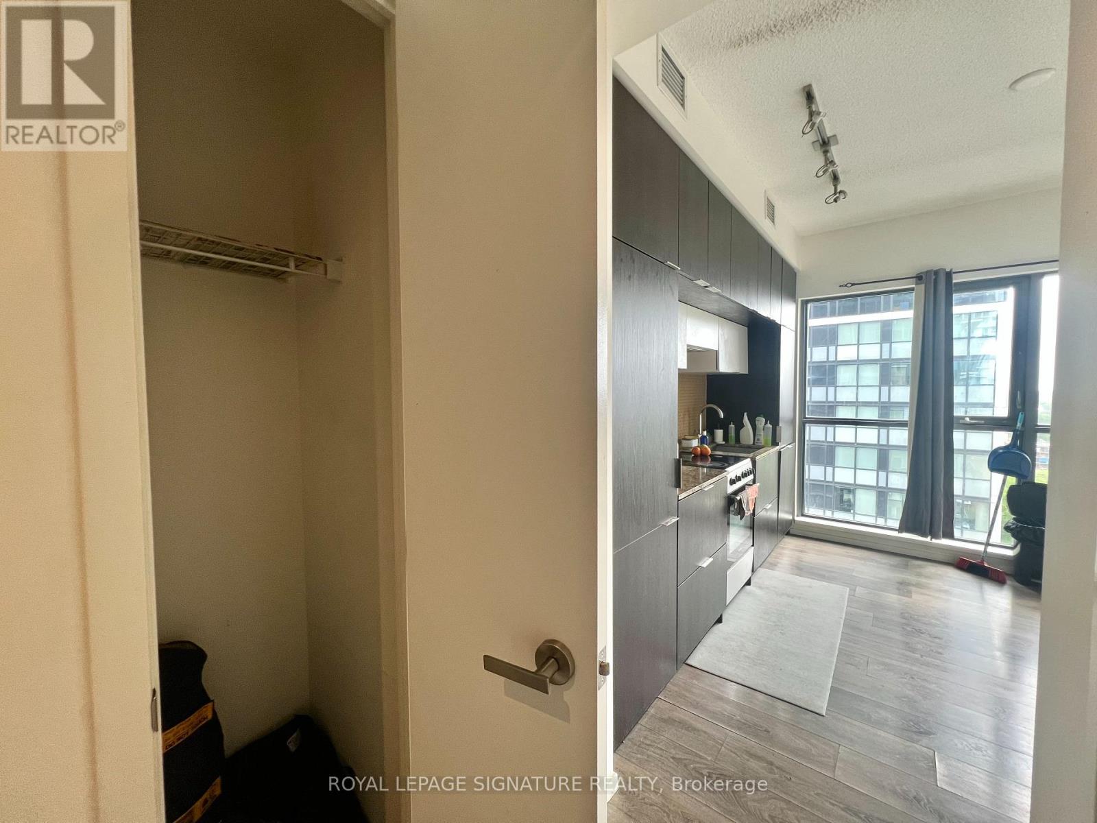 1505 - 159 Dundas Street E, Toronto, Ontario  M5B 0A9 - Photo 8 - C12205330