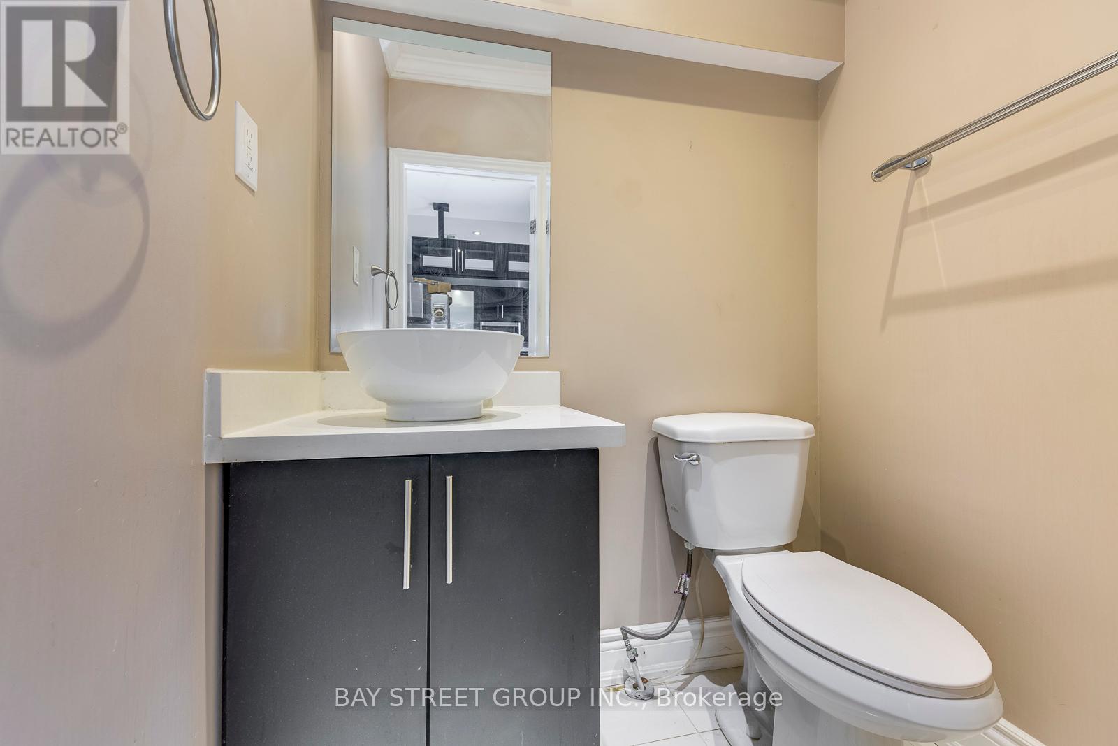 A - 366 Dundas Street E, Toronto, Ontario  M5A 2A3 - Photo 14 - C12205335