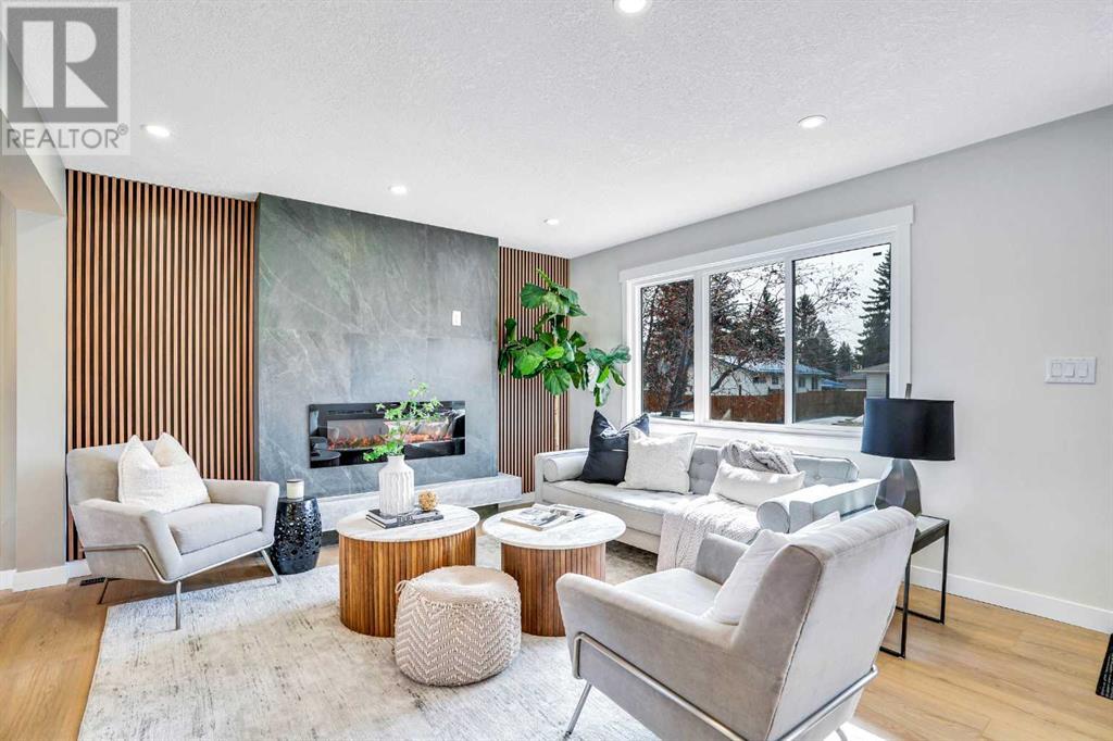 146 Springwood Drive Sw, Calgary, Alberta  T2W 0K5 - Photo 5 - A2222654