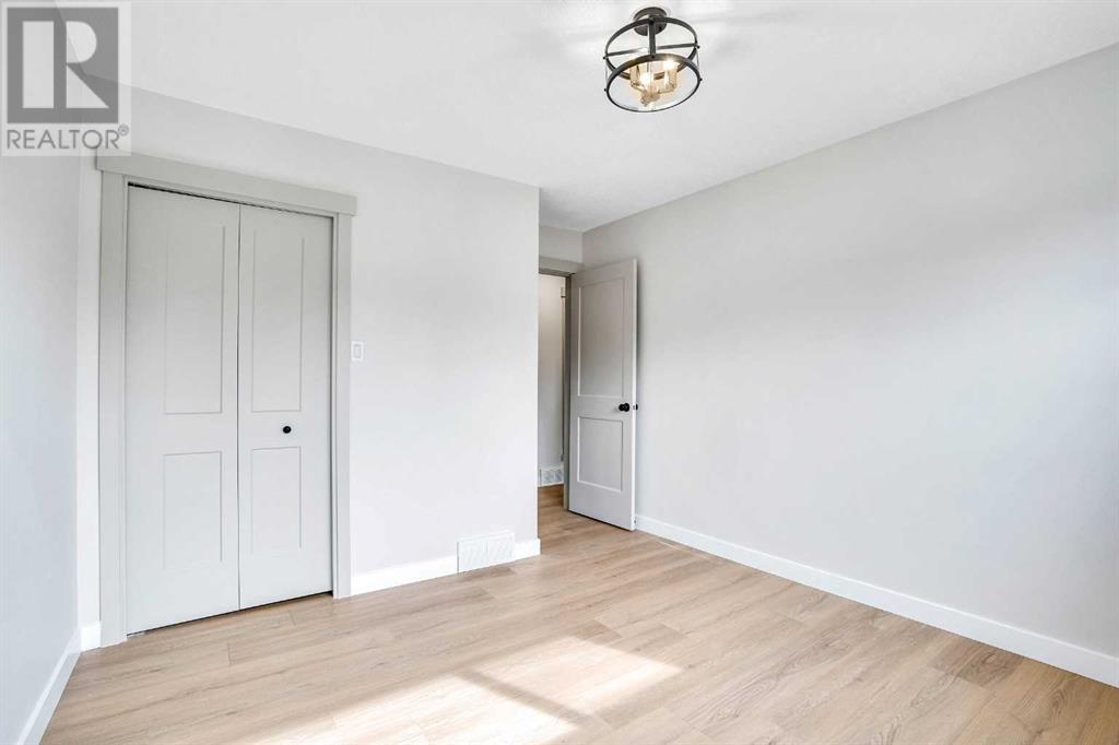 146 Springwood Drive Sw, Calgary, Alberta  T2W 0K5 - Photo 25 - A2222654