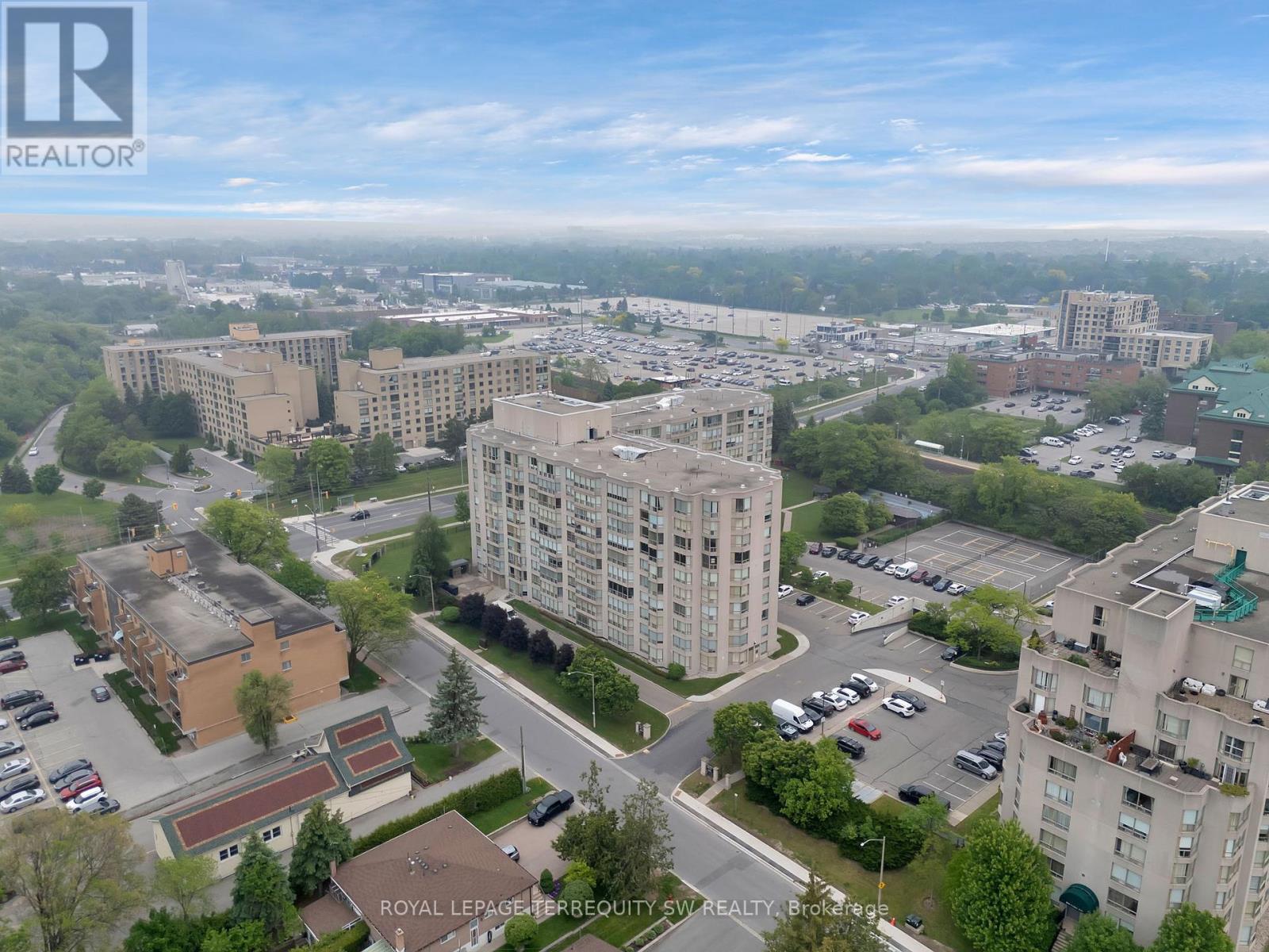 113 - 309 Major Mackenzie Drive E, Richmond Hill (Harding), Ontario  L4C 9V5 - Photo 38 - N12205317