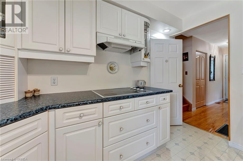 39 Sandra Street, Brantford, Ontario  N3R 5P5 - Photo 16 - 40737396