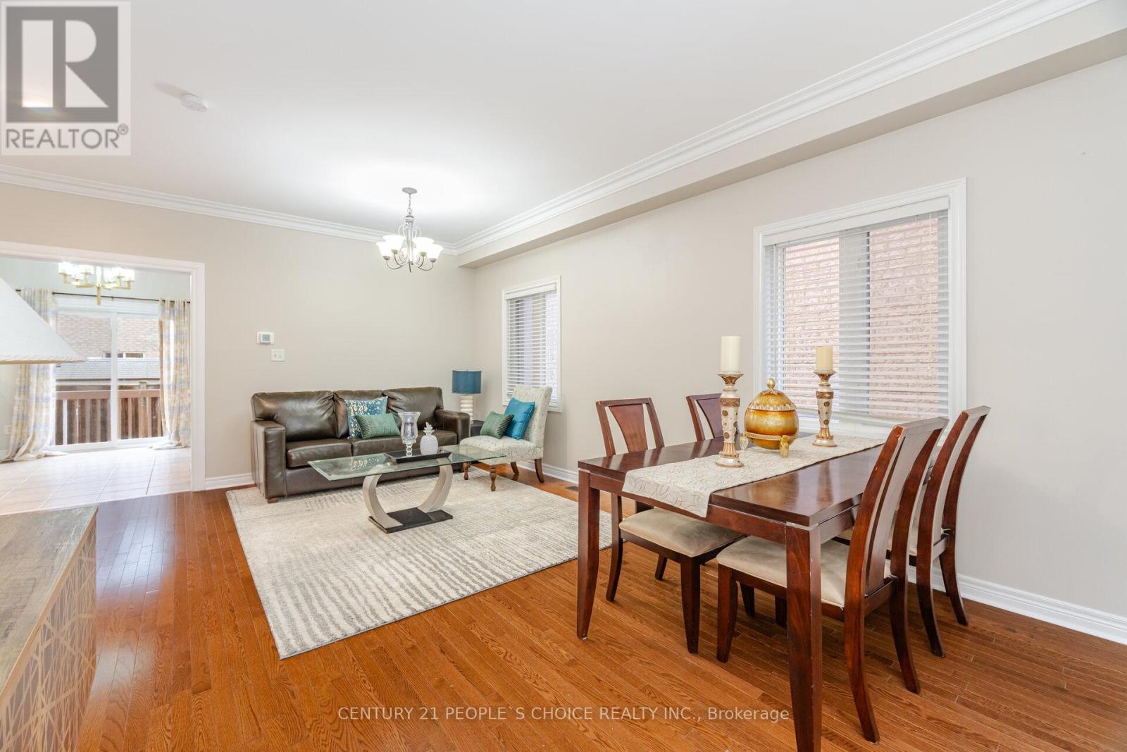 19 Frobischer Drive, Brampton, Ontario  L6R 0L4 - Photo 8 - W12205339