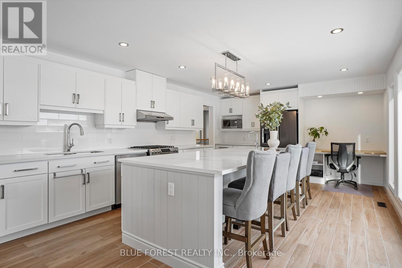574 Oakridge Drive, London North (North P), Ontario  N6H 3G2 - Photo 19 - X11989405