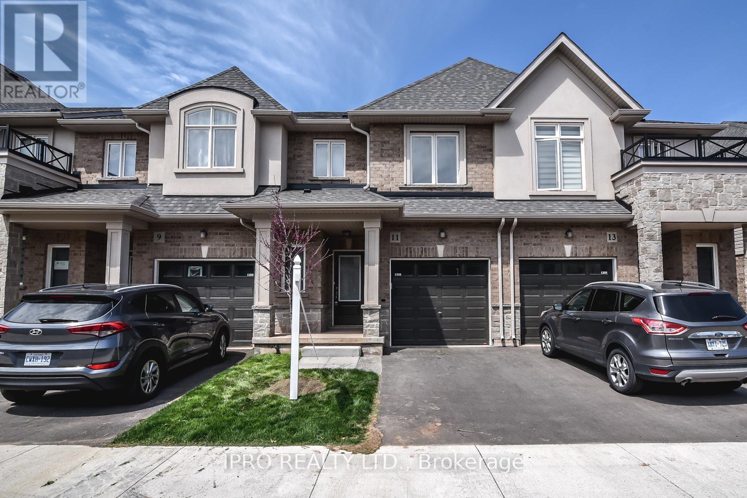 11 Mockingbird Lane E, Hamilton, Ontario  L8E 0K7 - Photo 1 - X12205318