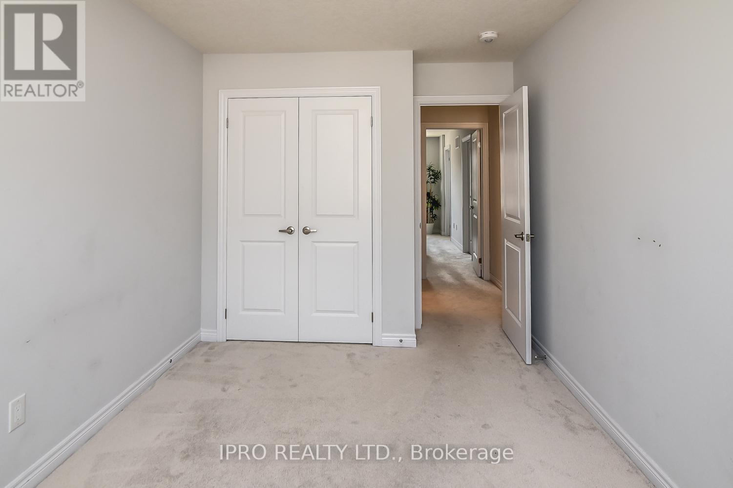 11 Mockingbird Lane E, Hamilton, Ontario  L8E 0K7 - Photo 22 - X12205318
