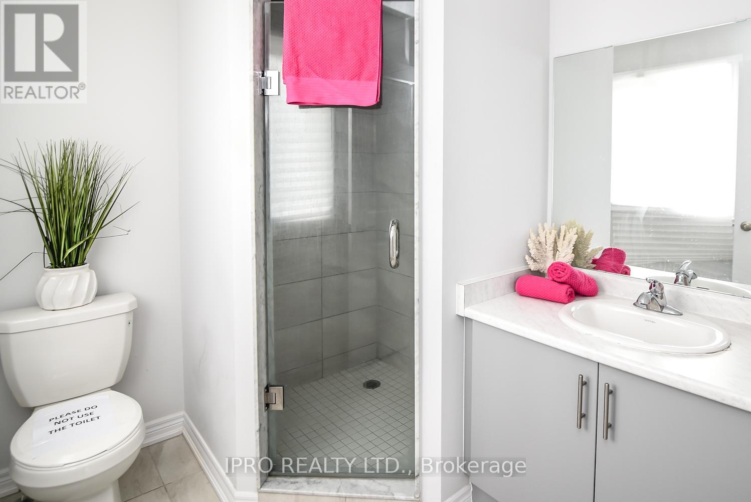 11 Mockingbird Lane E, Hamilton, Ontario  L8E 0K7 - Photo 24 - X12205318