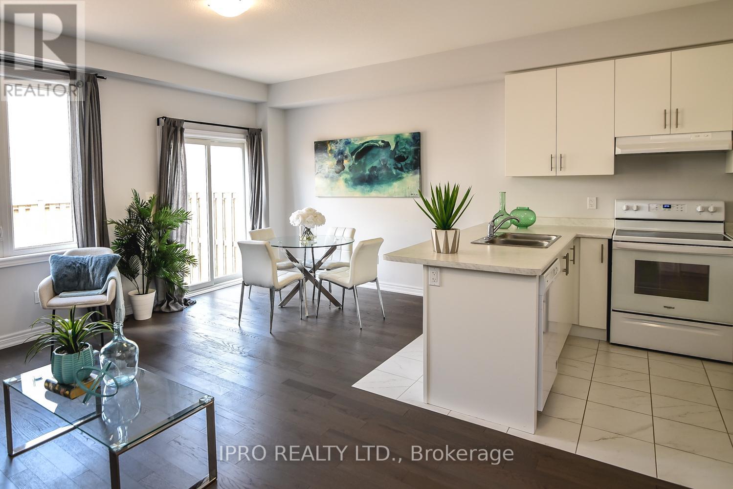 11 Mockingbird Lane E, Hamilton, Ontario  L8E 0K7 - Photo 9 - X12205318
