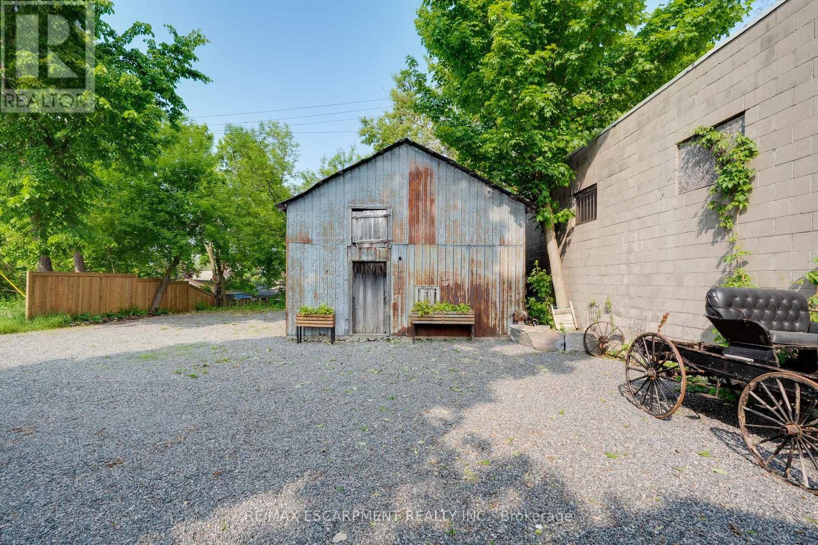 195 Muskoka Road, Gravenhurst, Ontario  P1P 1X2 - Photo 31 - X12204009