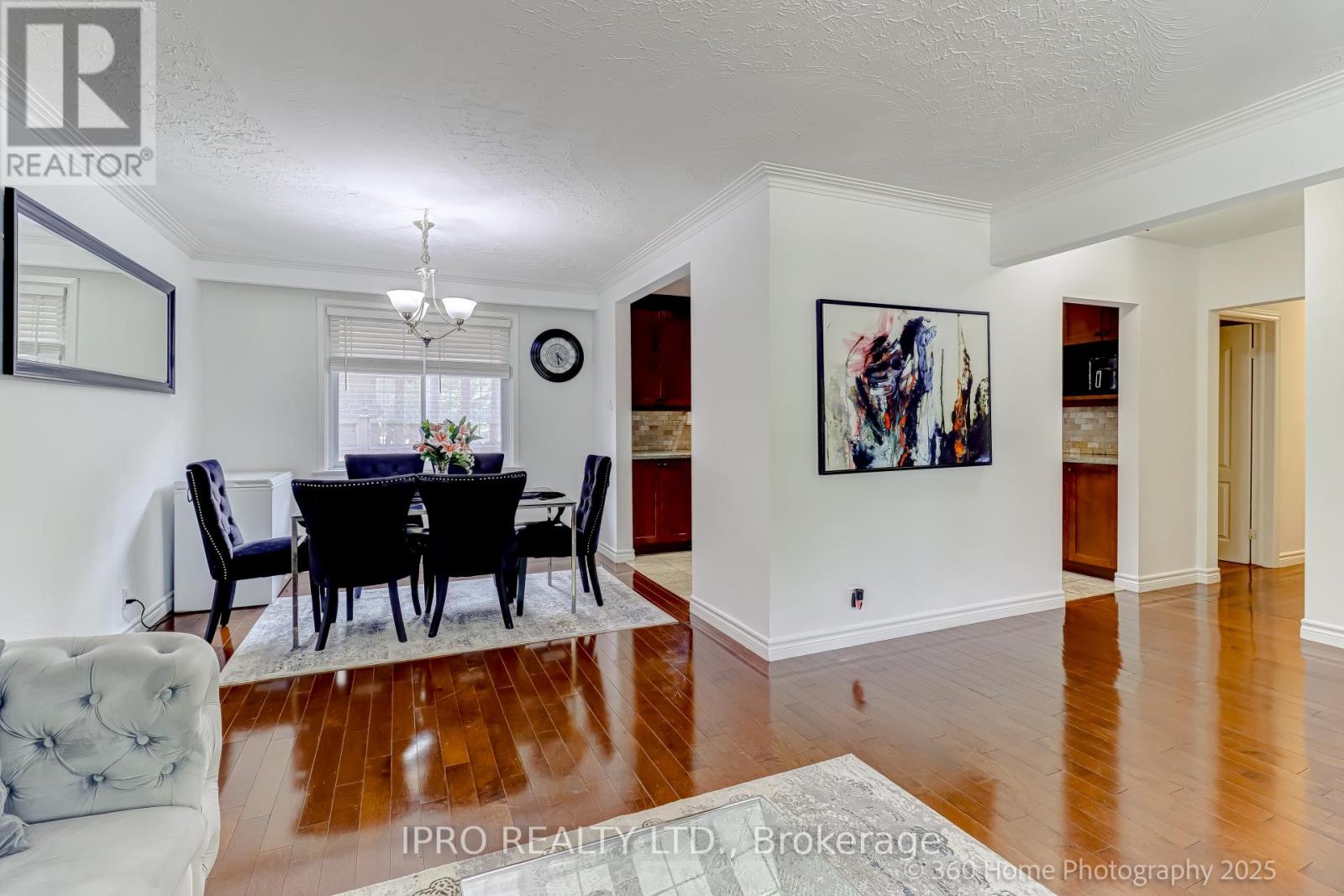 40 Carsbrooke Road, Toronto, Ontario  M9C 3C1 - Photo 7 - W12203789