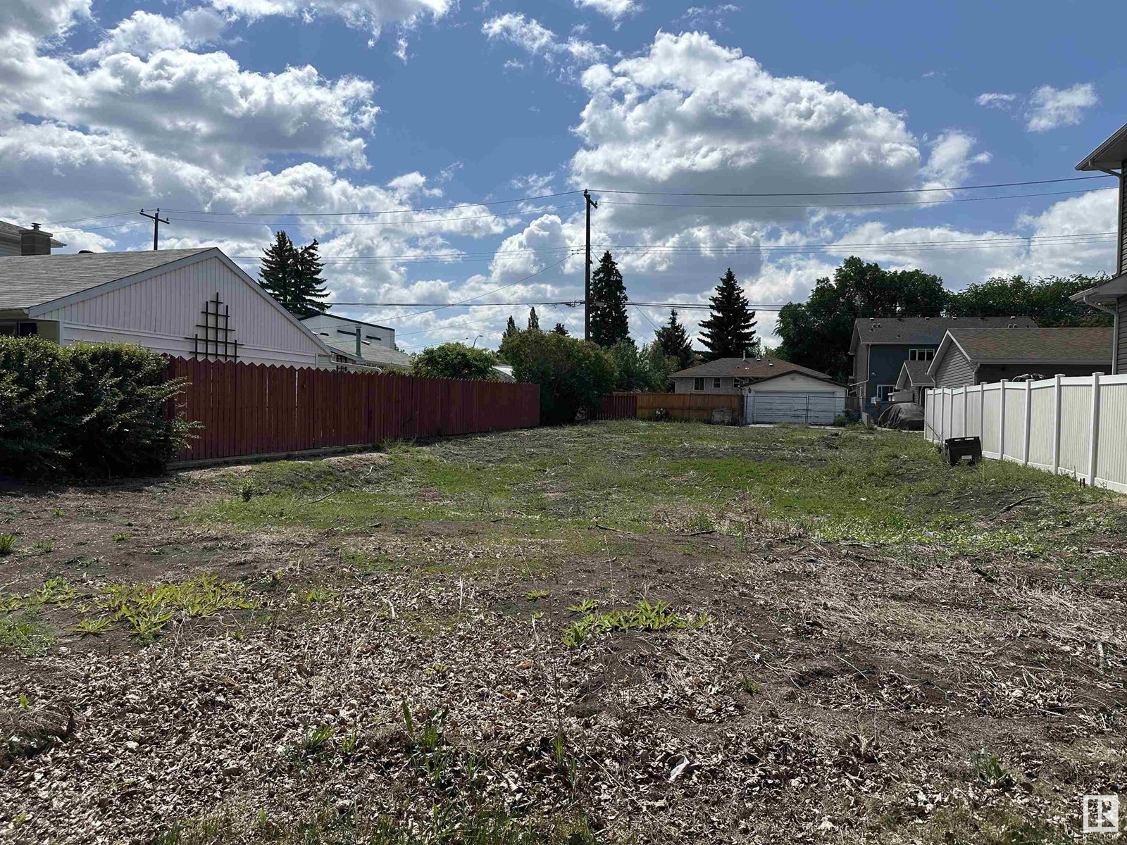 Property at 8527 77 AV NW image 5