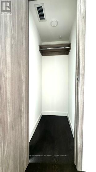 1803 - 3 Concord Cityplace Way, Toronto, Ontario  M5V 0X4 - Photo 15 - C12205342