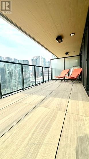 1803 - 3 Concord Cityplace Way, Toronto, Ontario  M5V 0X4 - Photo 17 - C12205342