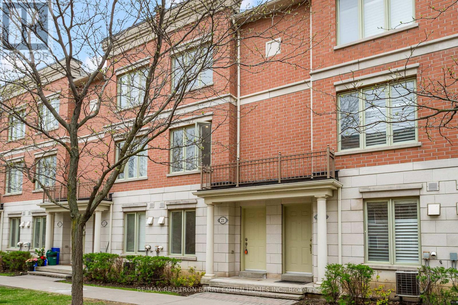 21 - 21 GALLERIA PARKWAY, Markham, Ontario