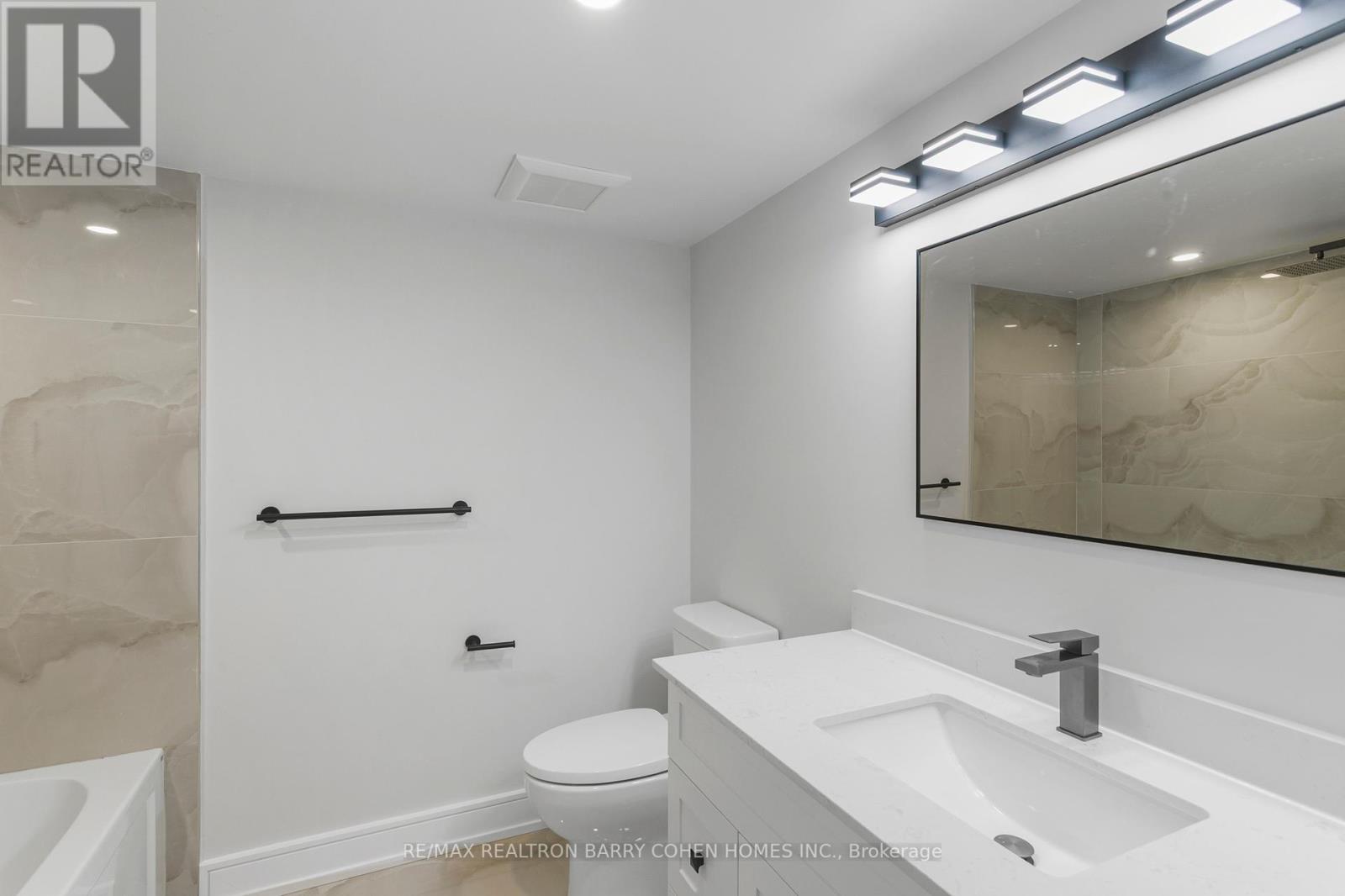 21 - 21 Galleria Parkway, Markham, Ontario  L3T 0A4 - Photo 26 - N12155011