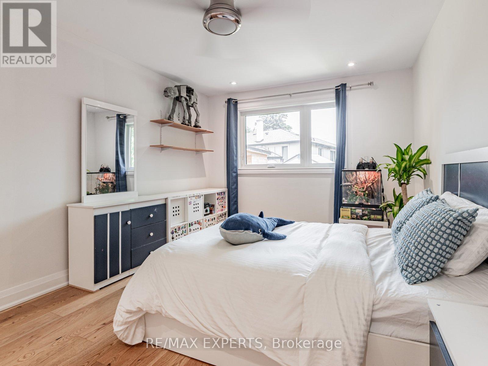 7 Culford Road, Toronto, Ontario  M6M 4J5 - Photo 23 - W12205358