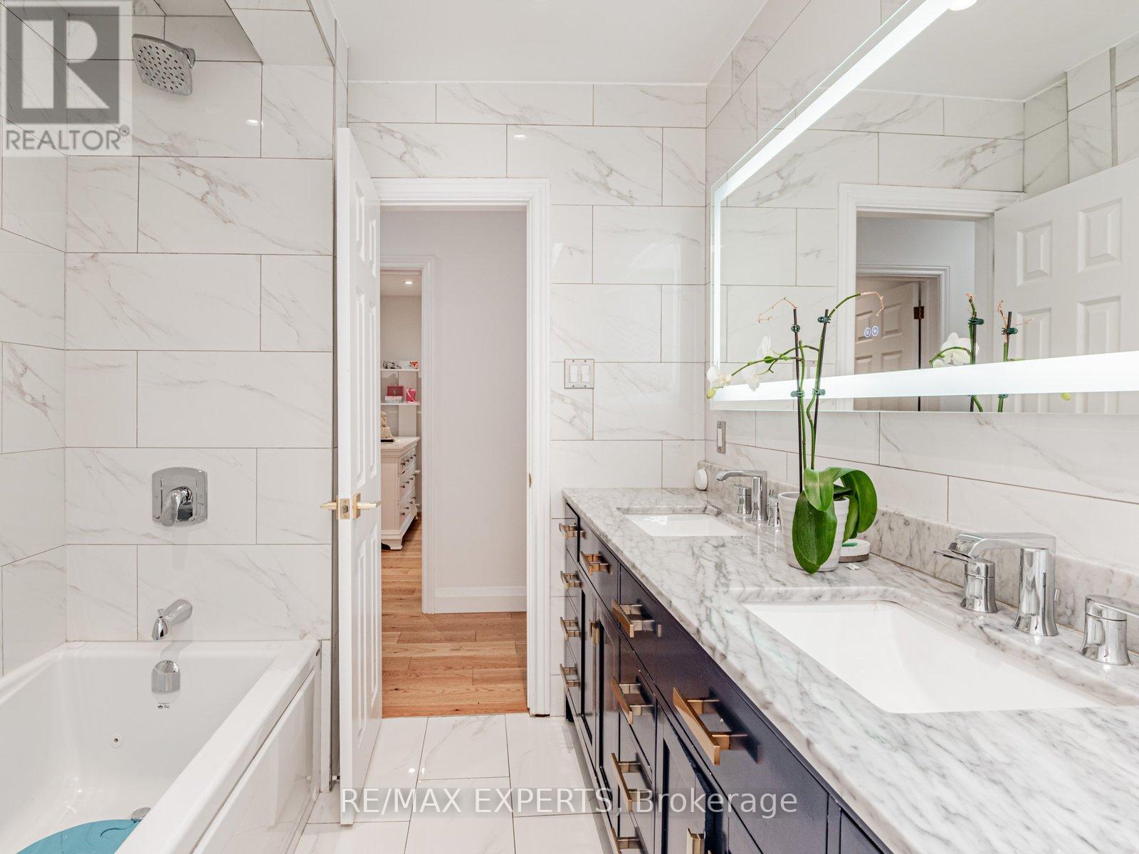 7 Culford Road, Toronto, Ontario  M6M 4J5 - Photo 29 - W12205358