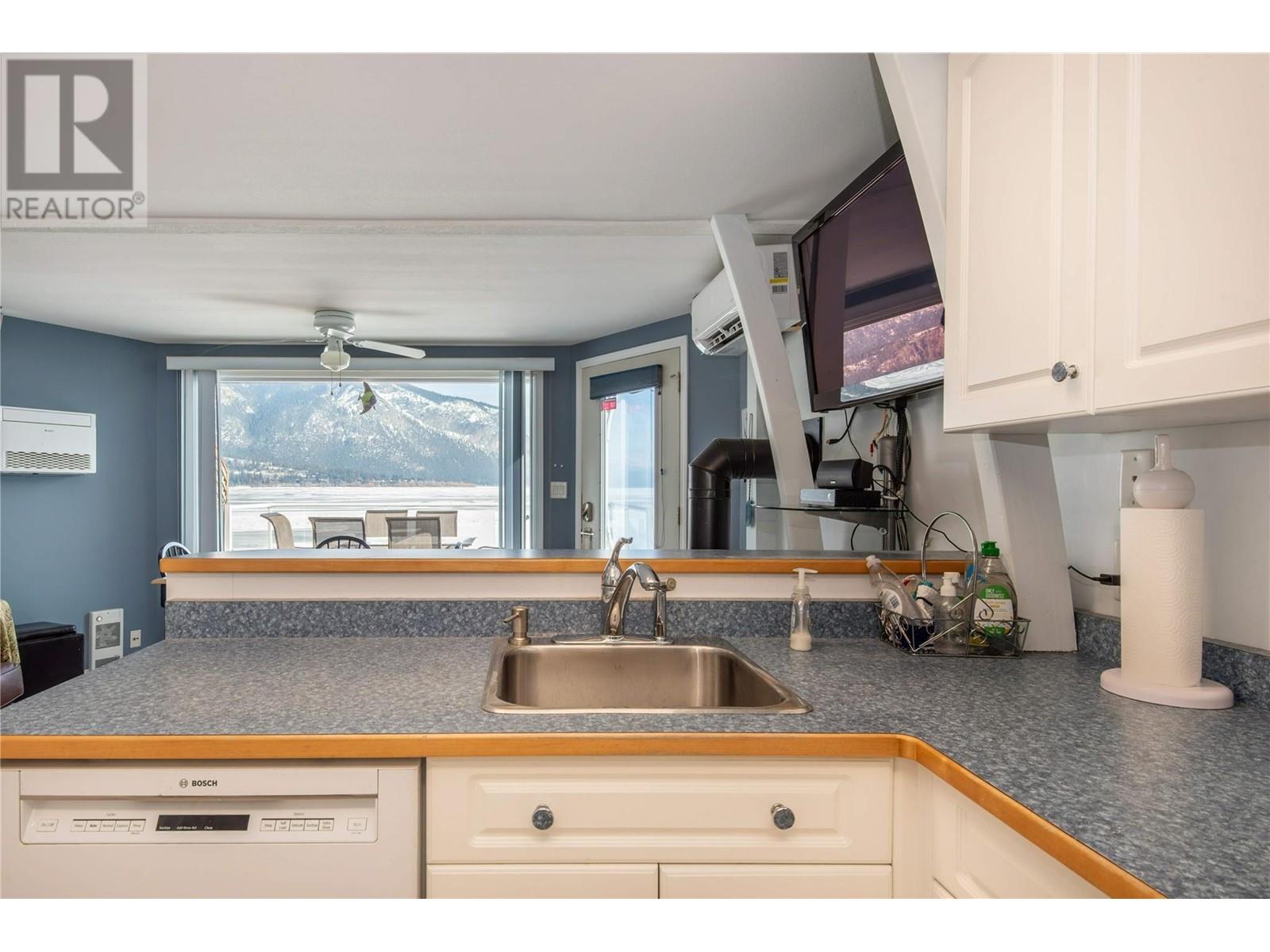 6820 Trans Canada Highway Nw Unit# 2, Salmon Arm, British Columbia  V1E 3A2 - Photo 15 - 10339279