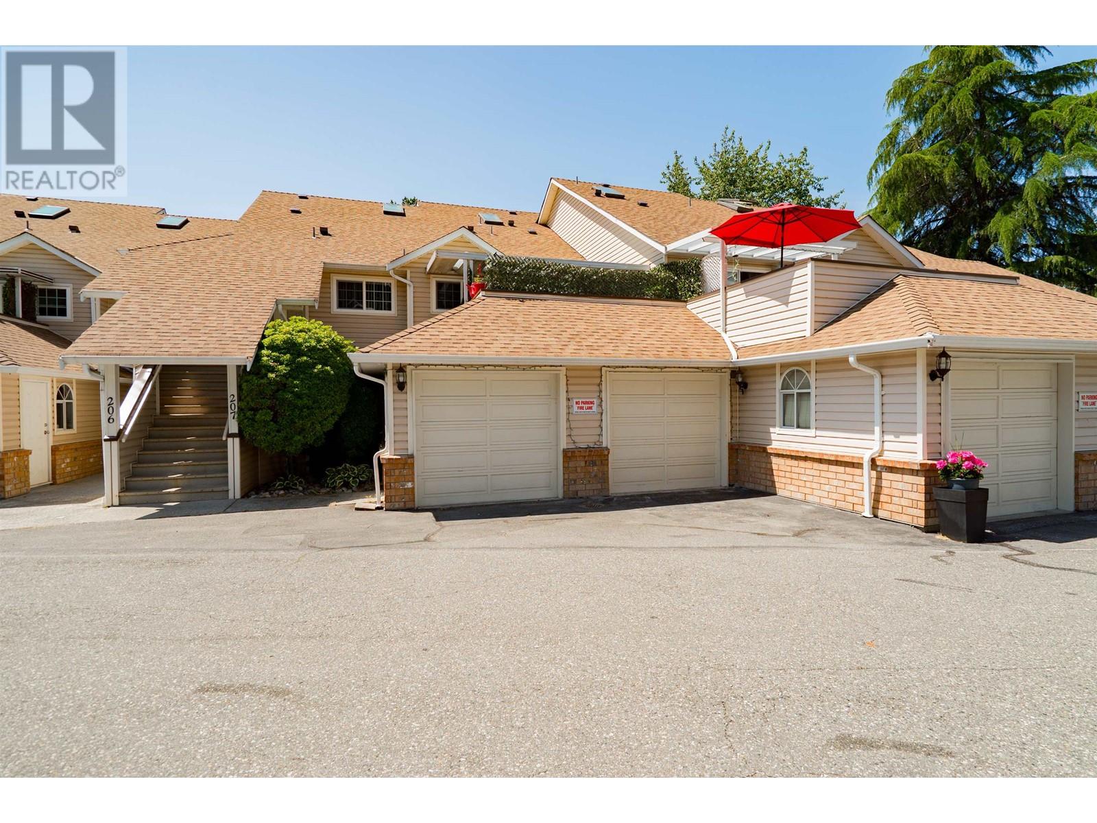 107 22515 116 Avenue, Maple Ridge, British Columbia  V2X 9T9 - Photo 1 - R2966996