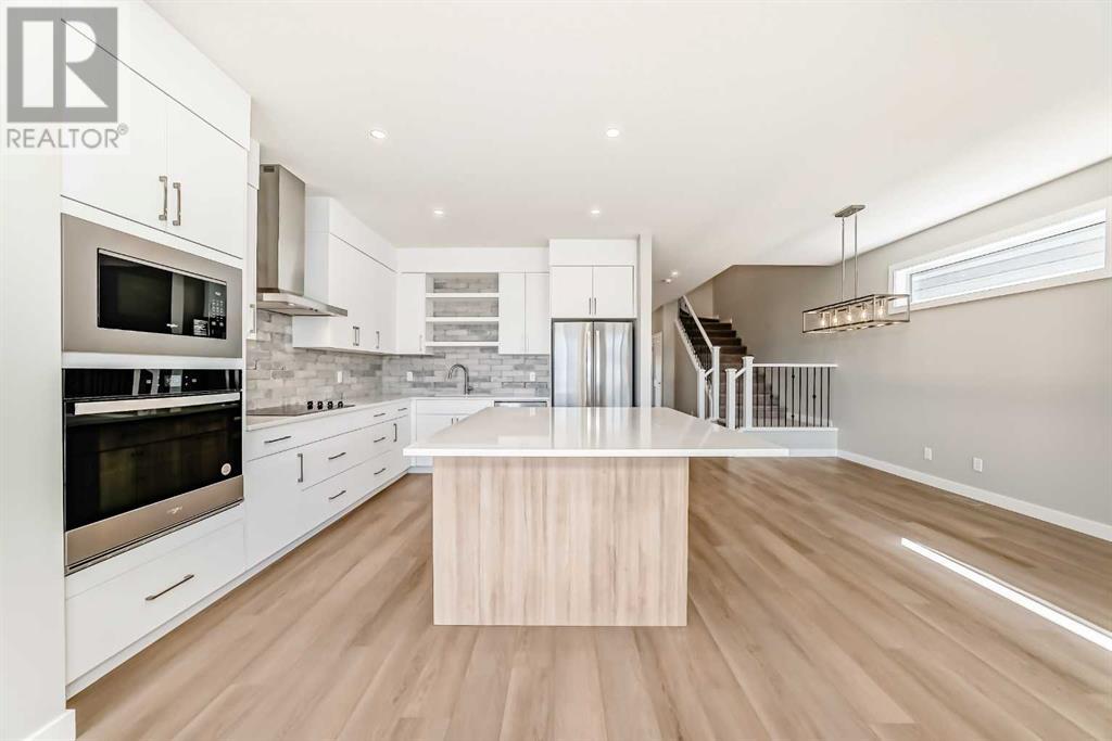 Property at 215 Greenwich Drive NW image 4