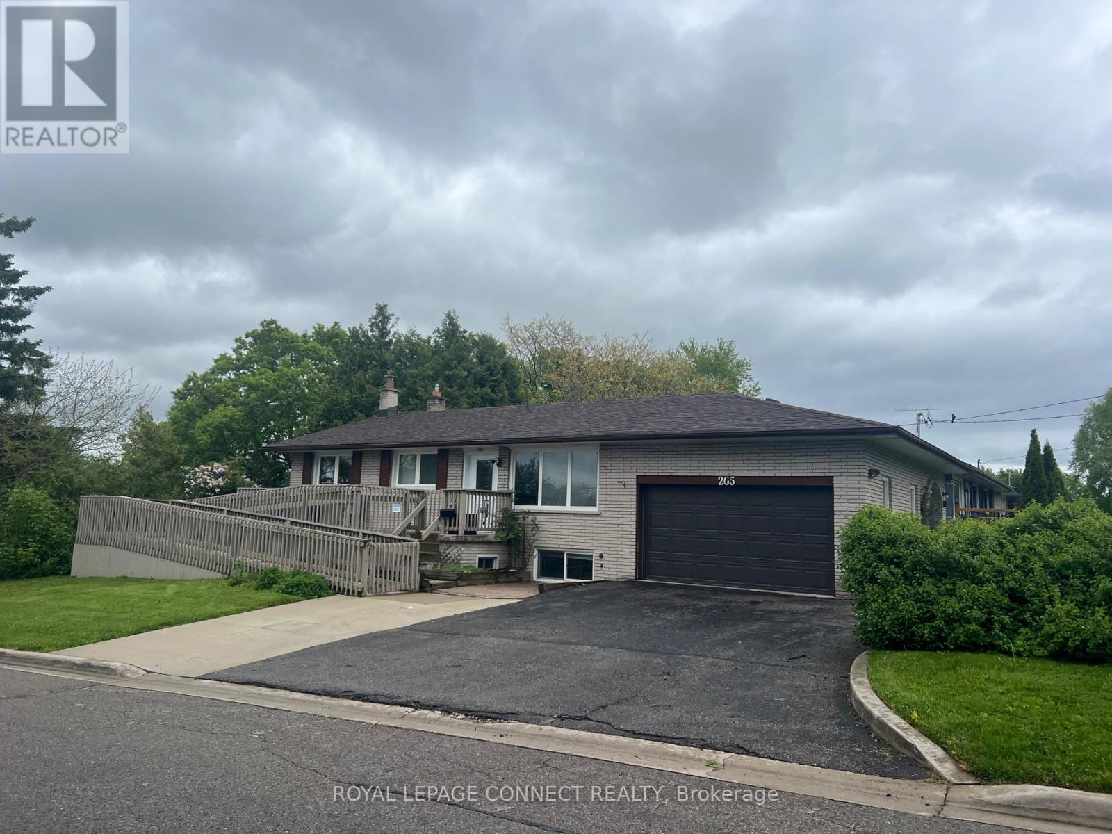 265 CHADBURN STREET, Oshawa, Ontario