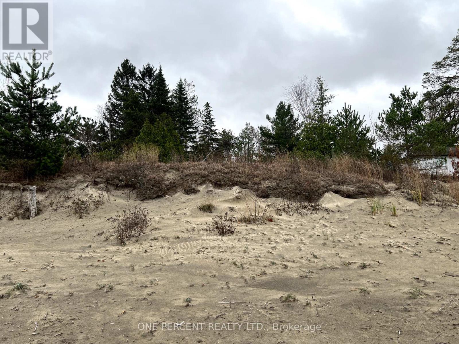 1554 Shore Lane, Wasaga Beach, Ontario  L9Z 1W3 - Photo 17 - S12205071
