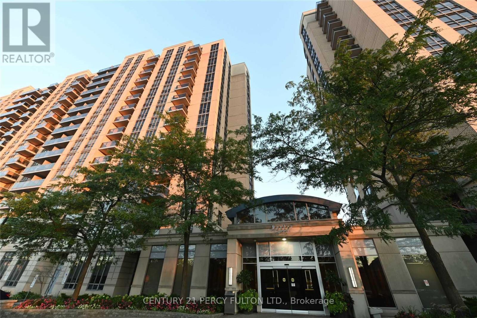 707 - 8 Mondeo Drive, Toronto, Ontario  M1P 5C7 - Photo 1 - E12205373