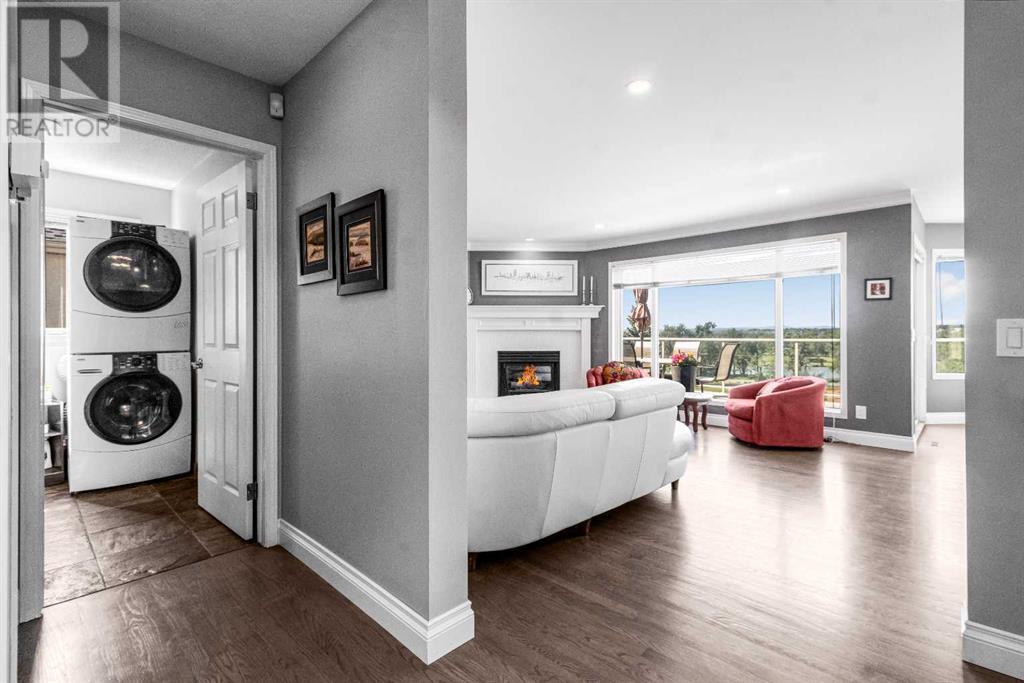 Property at 197 Douglas Park Boulevard SE image 5
