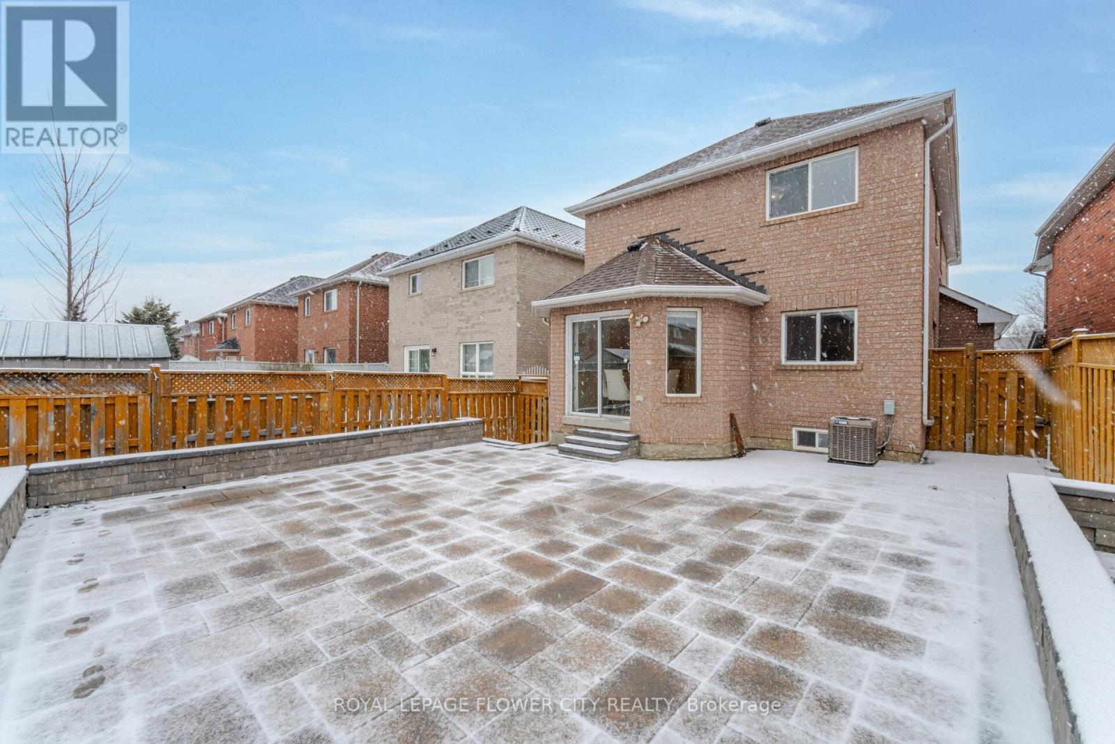 39 Culture Crescent, Brampton (Fletcher's Creek Village), Ontario  L6X 4X8 - Photo 38 - W12205369