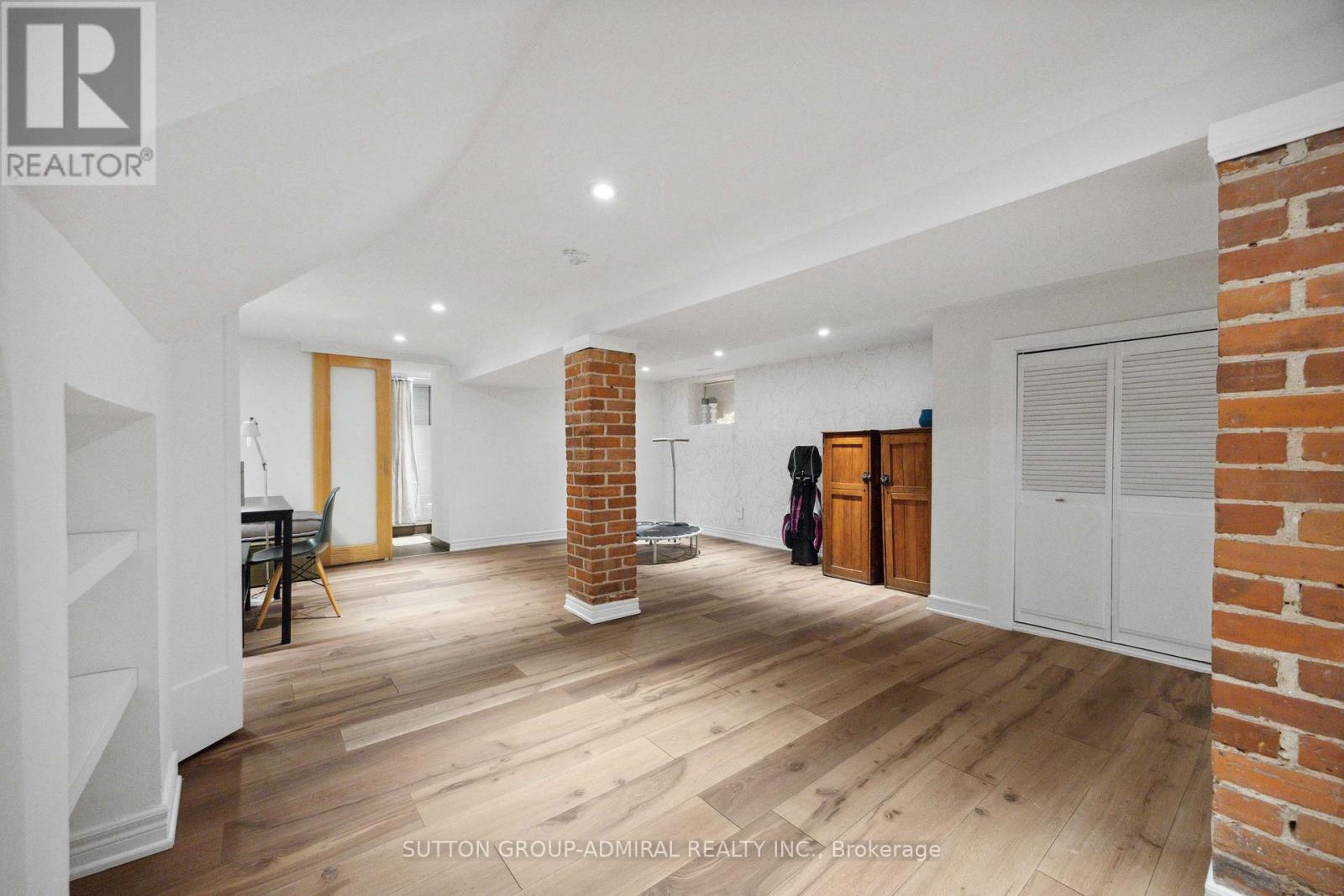 427 Annette Street, Toronto, Ontario  M6P 1R8 - Photo 39 - W12205371