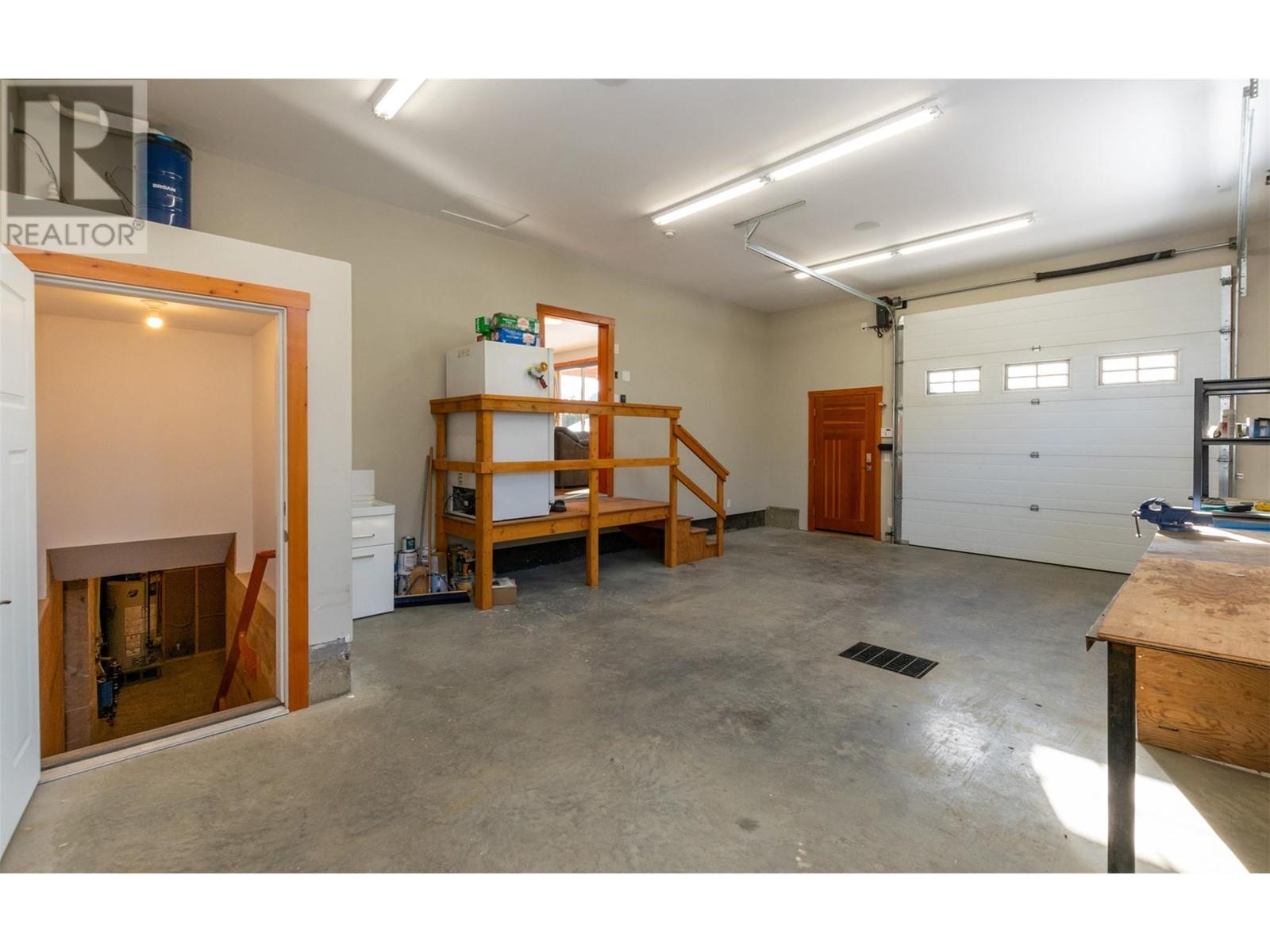 1690 20 Avenue Se, Salmon Arm, British Columbia  V1E 2M9 - Photo 47 - 10336441