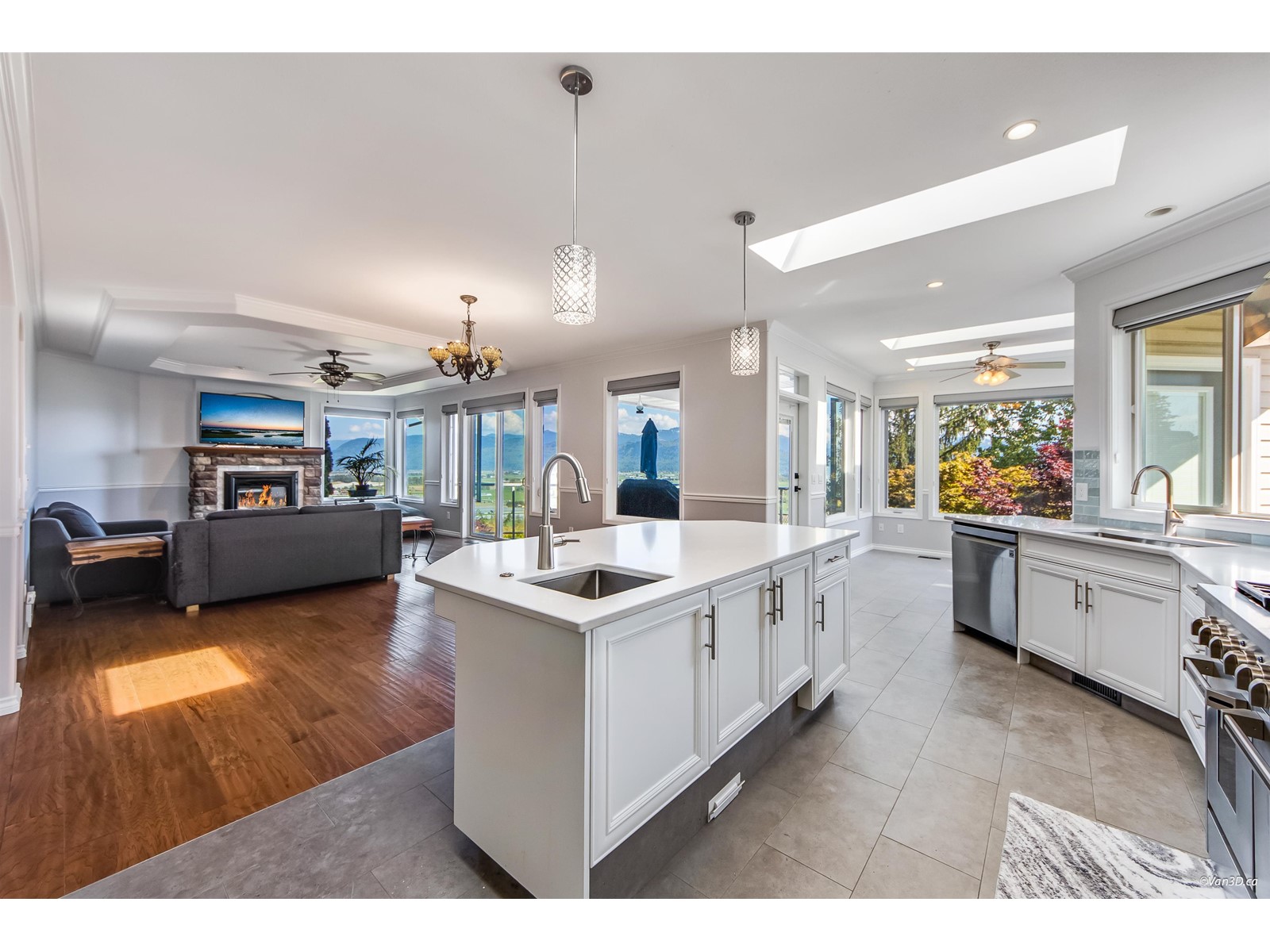 35942 Eaglecrest Place Place, Abbotsford, British Columbia  V3G 1E7 - Photo 4 - R2992471