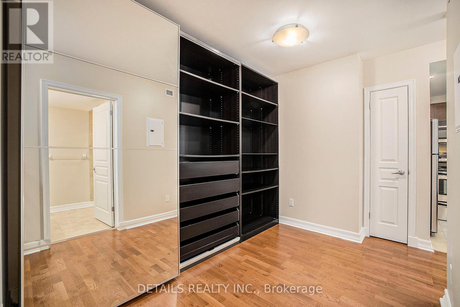 Unit #204 - 200 Besserer Street, Ottawa, Ontario  K1N 0A7 - Photo 20 - X12128474