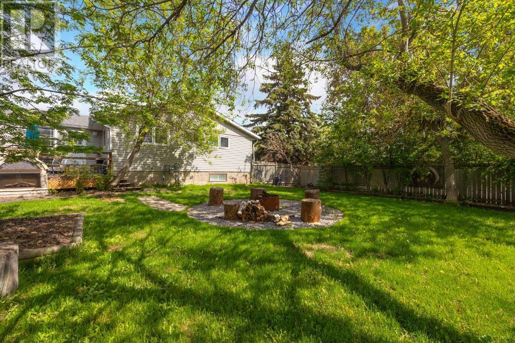 Property at 121 SIGNAL Cove image 5