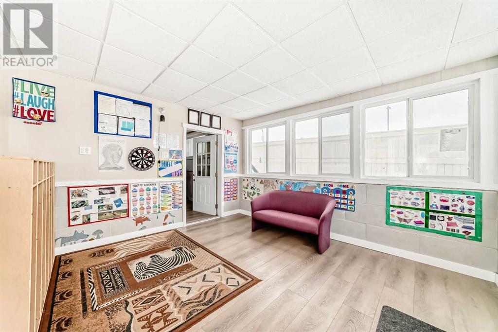 250 Eversyde Close Sw, Calgary, Alberta  T2Y 5A2 - Photo 32 - A2207608