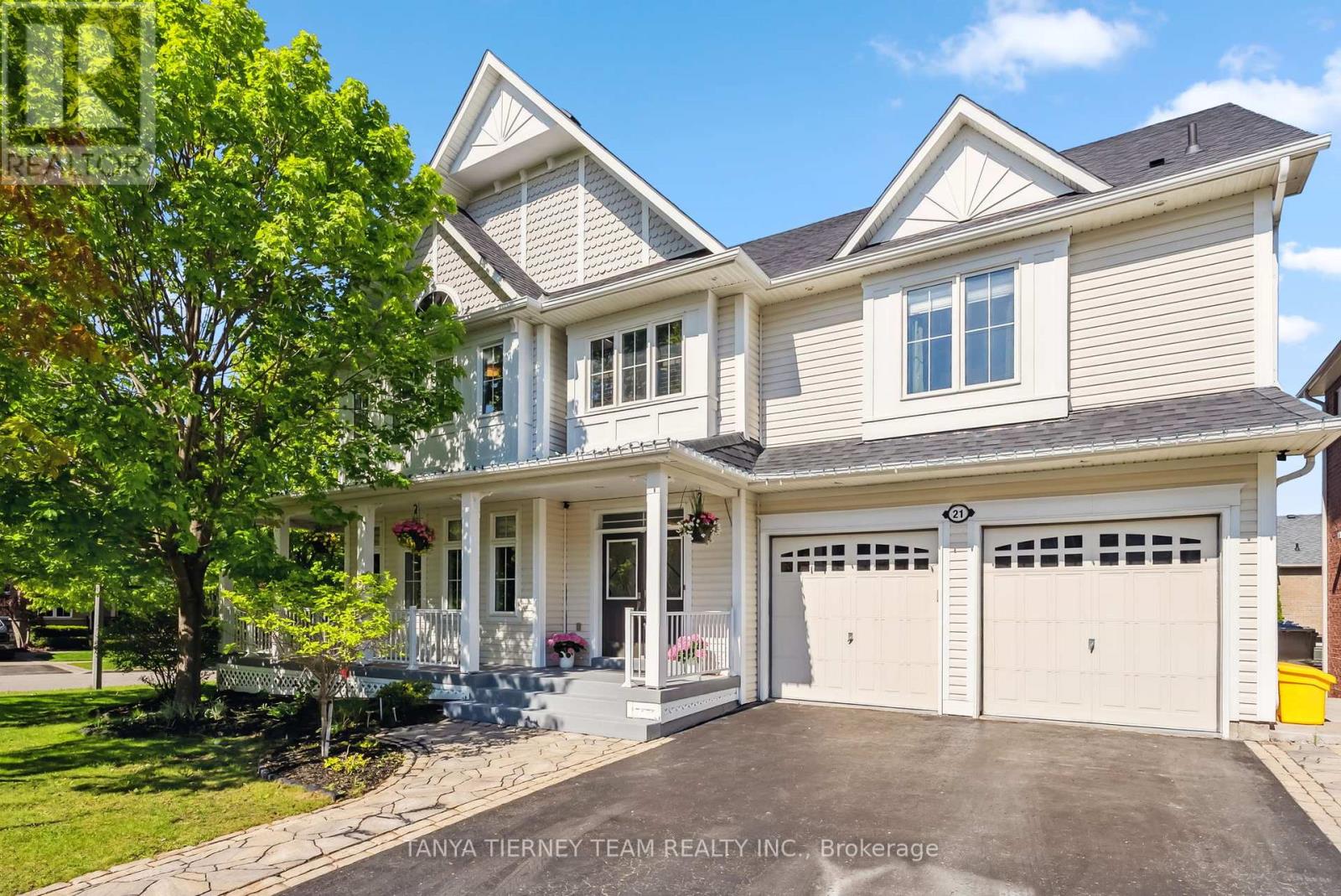 21 Rainbow Crescent, Whitby, Ontario  L1M 2N6 - Photo 2 - E12205396