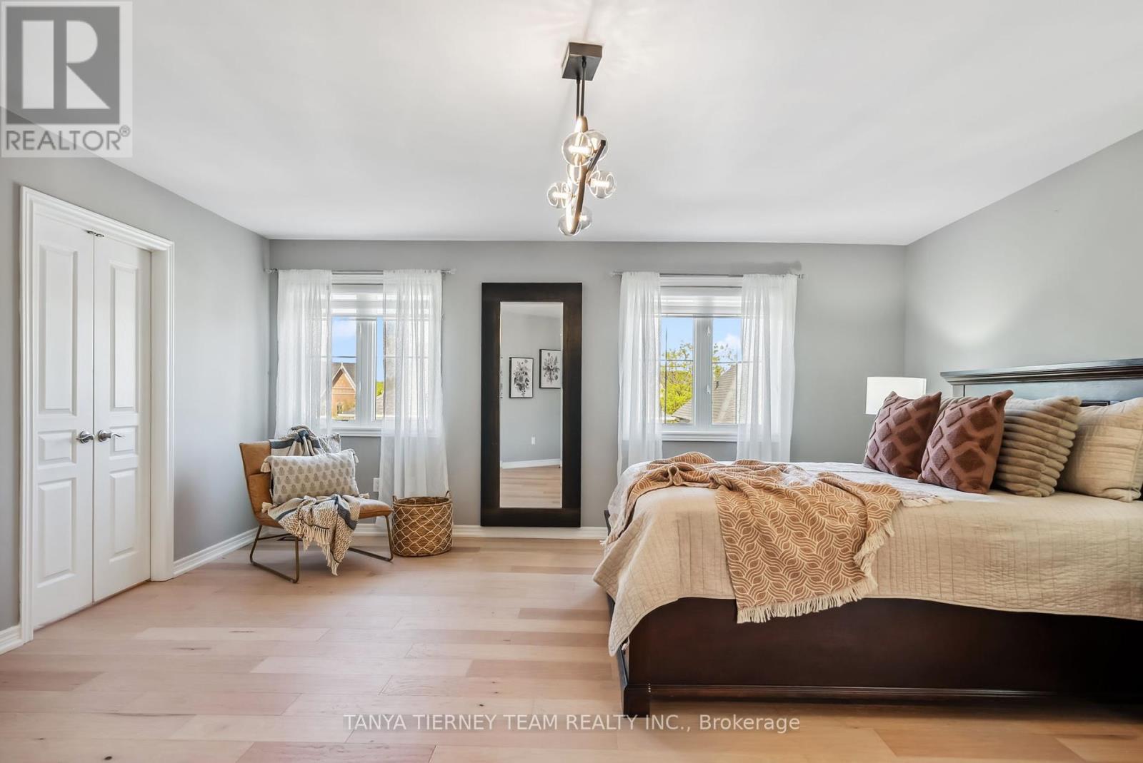 21 Rainbow Crescent, Whitby, Ontario  L1M 2N6 - Photo 25 - E12205396