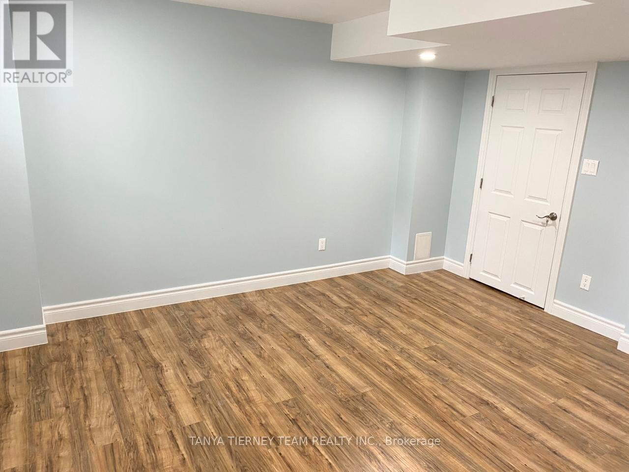 21 Rainbow Crescent, Whitby, Ontario  L1M 2N6 - Photo 44 - E12205396