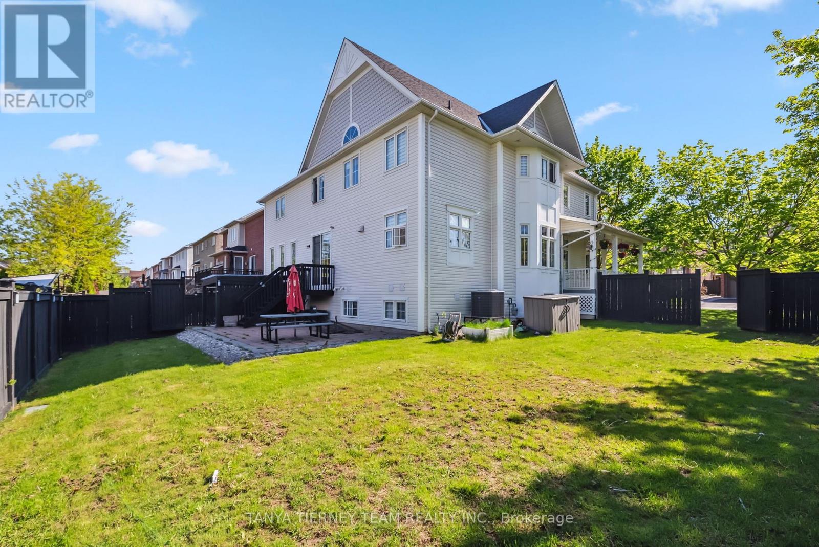21 Rainbow Crescent, Whitby, Ontario  L1M 2N6 - Photo 50 - E12205396
