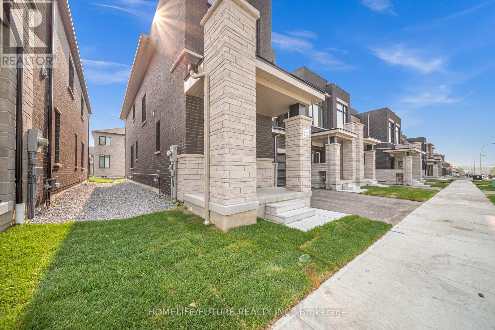 3102 Sideline 16, Pickering, Ontario  L1X 0K6 - Photo 4 - E12205409