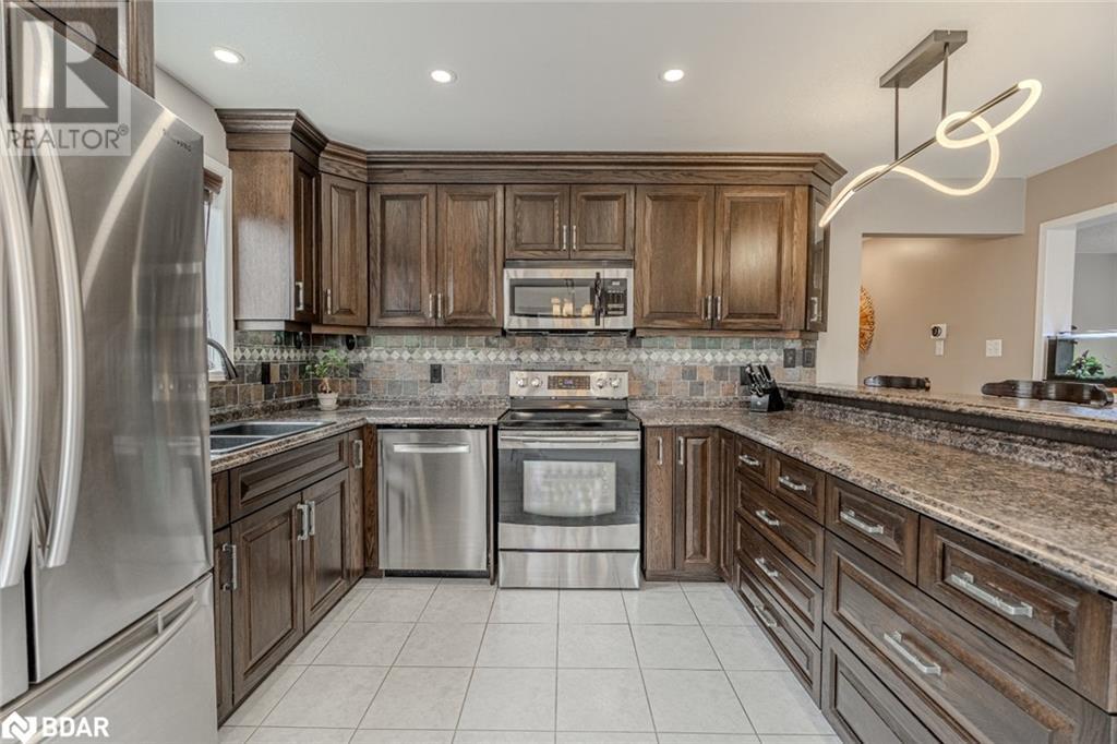 38 Benson Drive, Barrie, Ontario  L4N 7Y1 - Photo 4 - 40738767