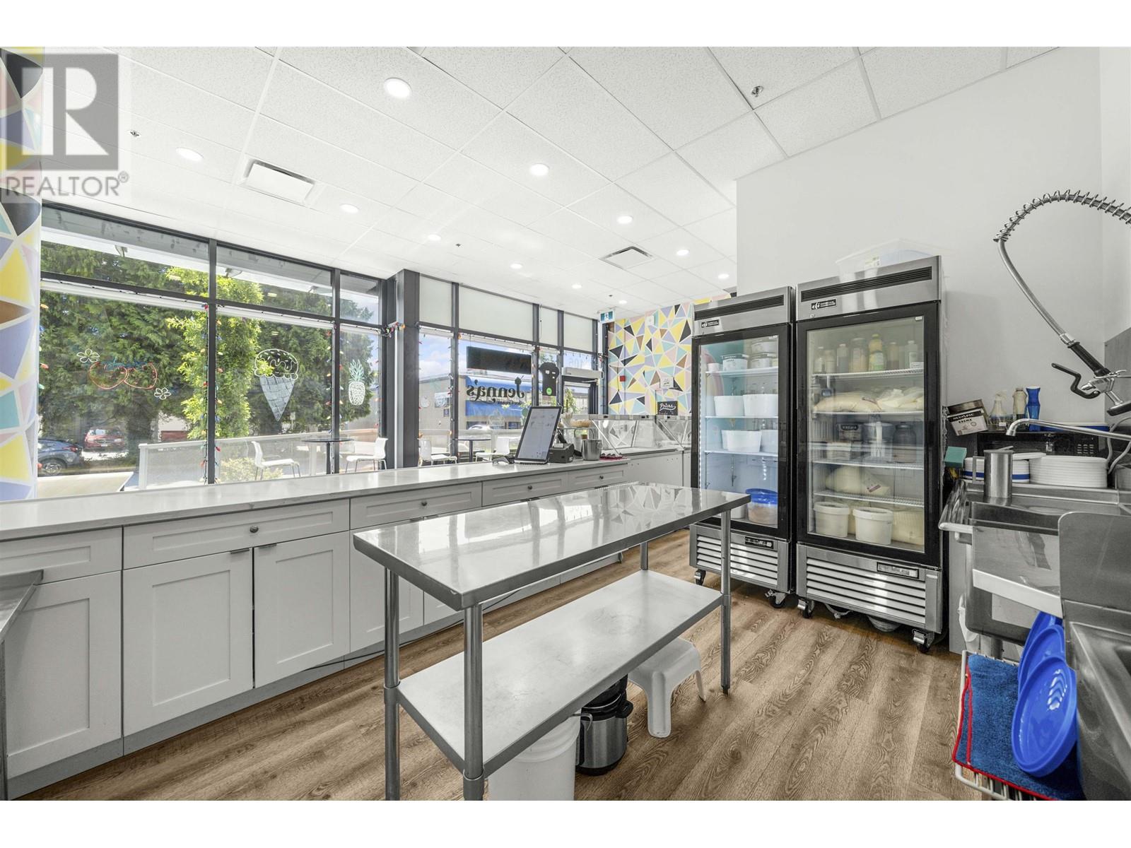 106 467 Mountain Highway, North Vancouver, British Columbia  V7J 2L3 - Photo 3 - C8069581