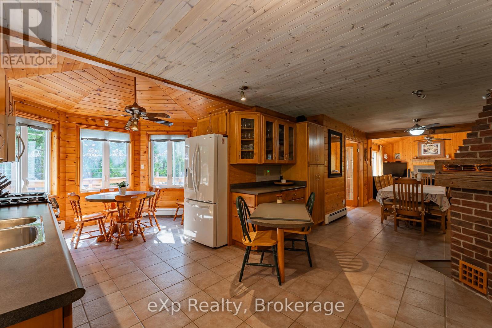 53 Little Pine Drive, Northern Bruce Peninsula, Ontario  N0H 1Z0 - Photo 10 - X12156439