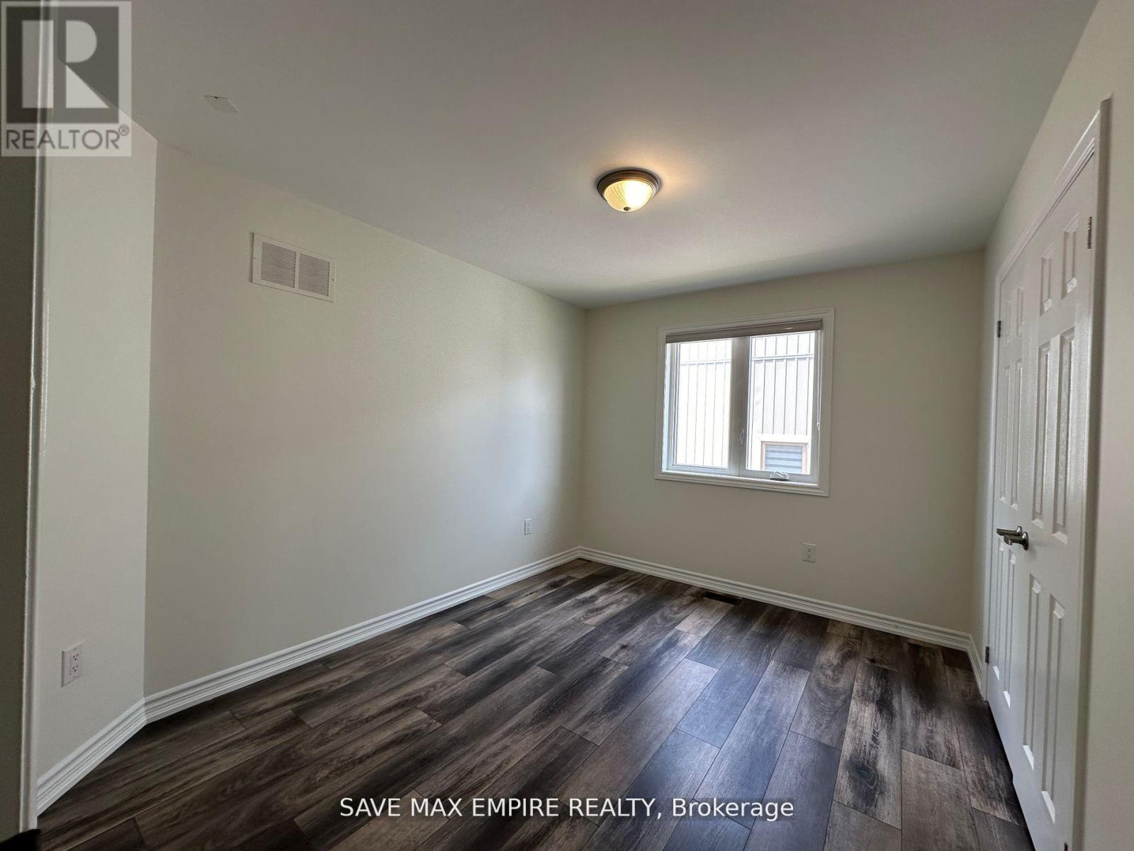 1499 Marina Drive, Fort Erie (Crescent Park), Ontario  L2A 0C7 - Photo 32 - X12205410