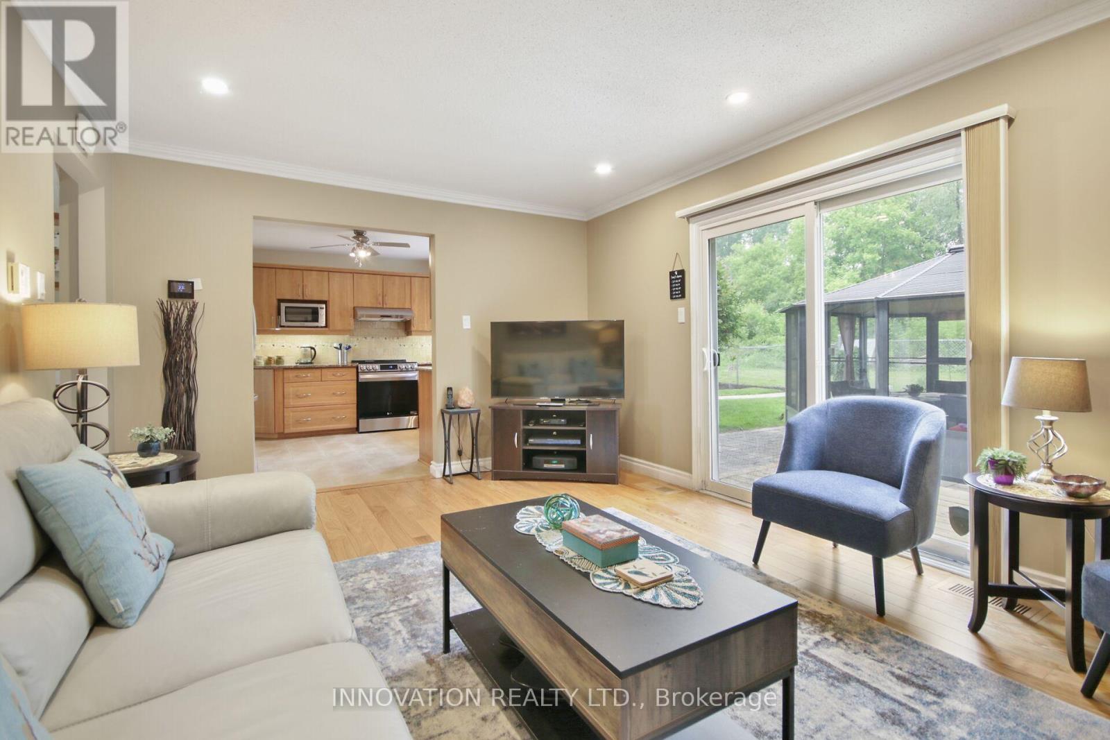 955 Plante Drive, Ottawa, Ontario  K1V 9E3 - Photo 19 - X12205419