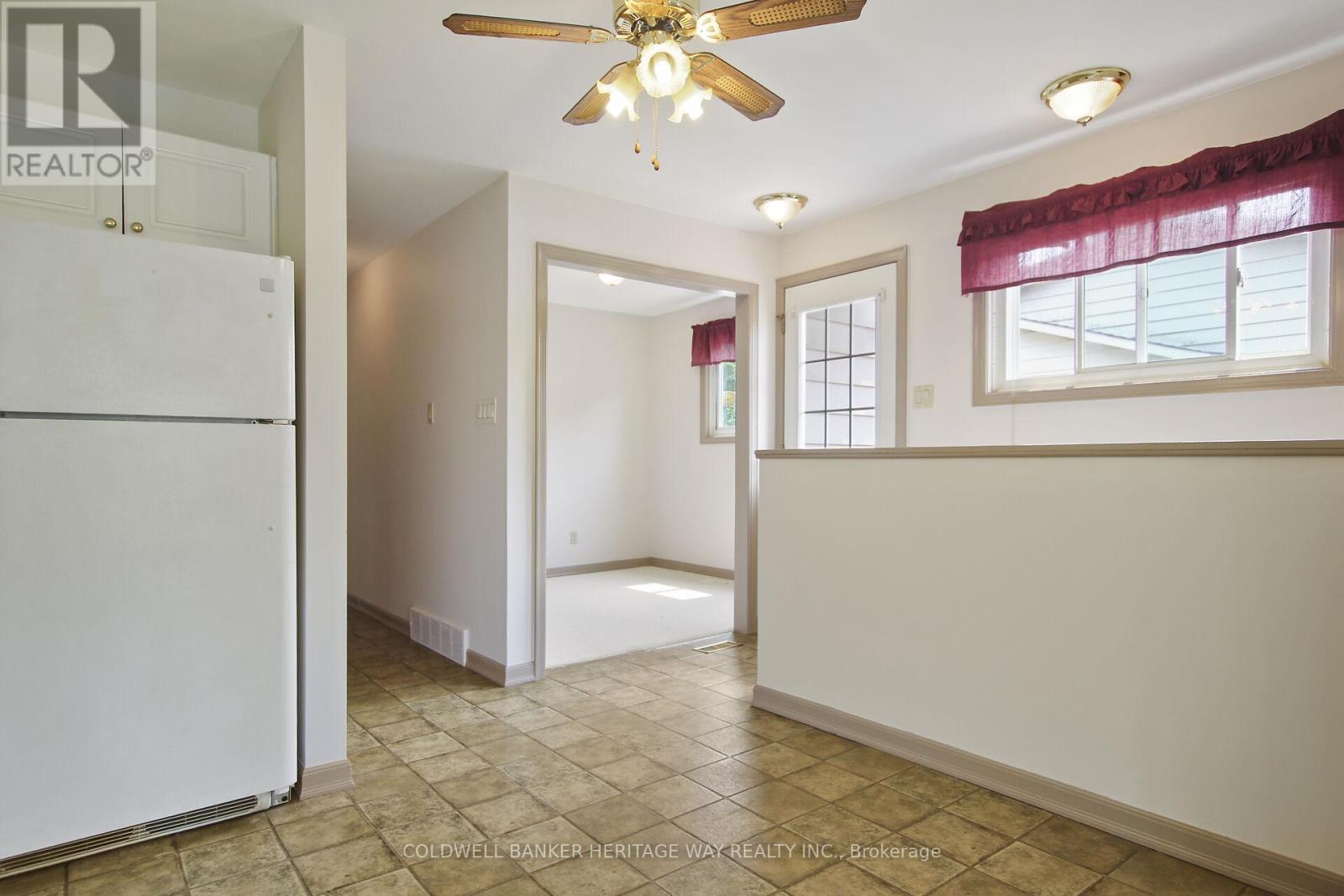 469 Joseph Street, Carleton Place, Ontario  K7C 3T8 - Photo 11 - X12205425