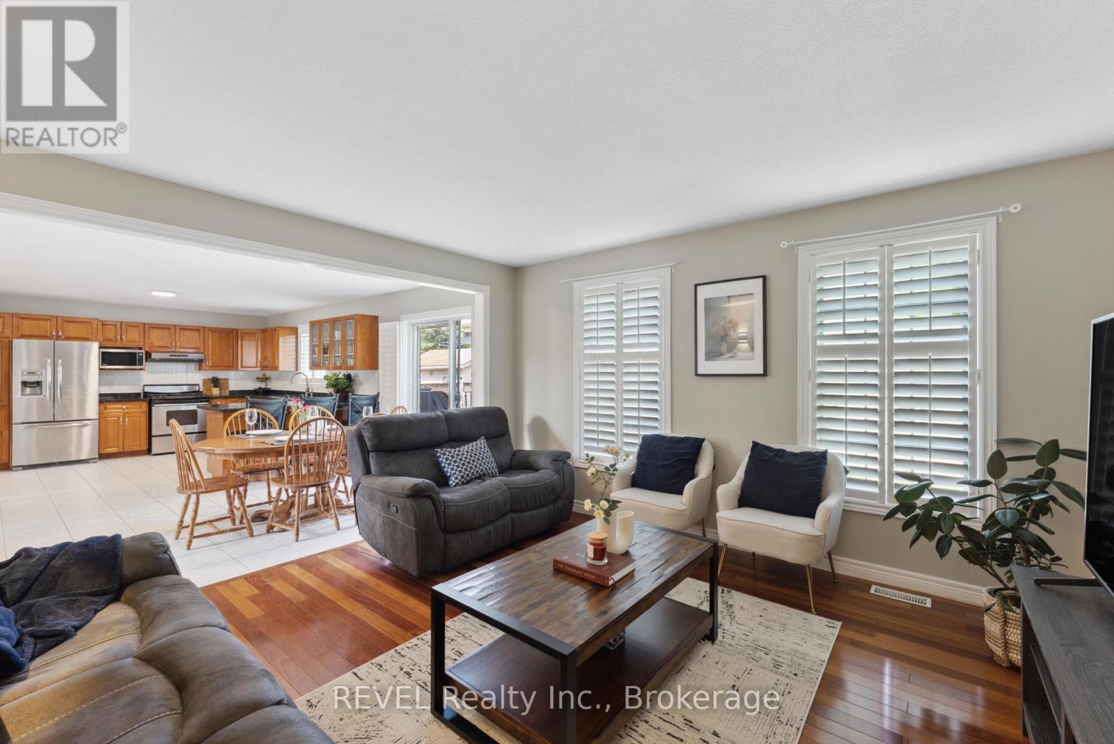 7930 Paddock Trail Drive, Niagara Falls, Ontario  L2H 1X2 - Photo 20 - X12205424