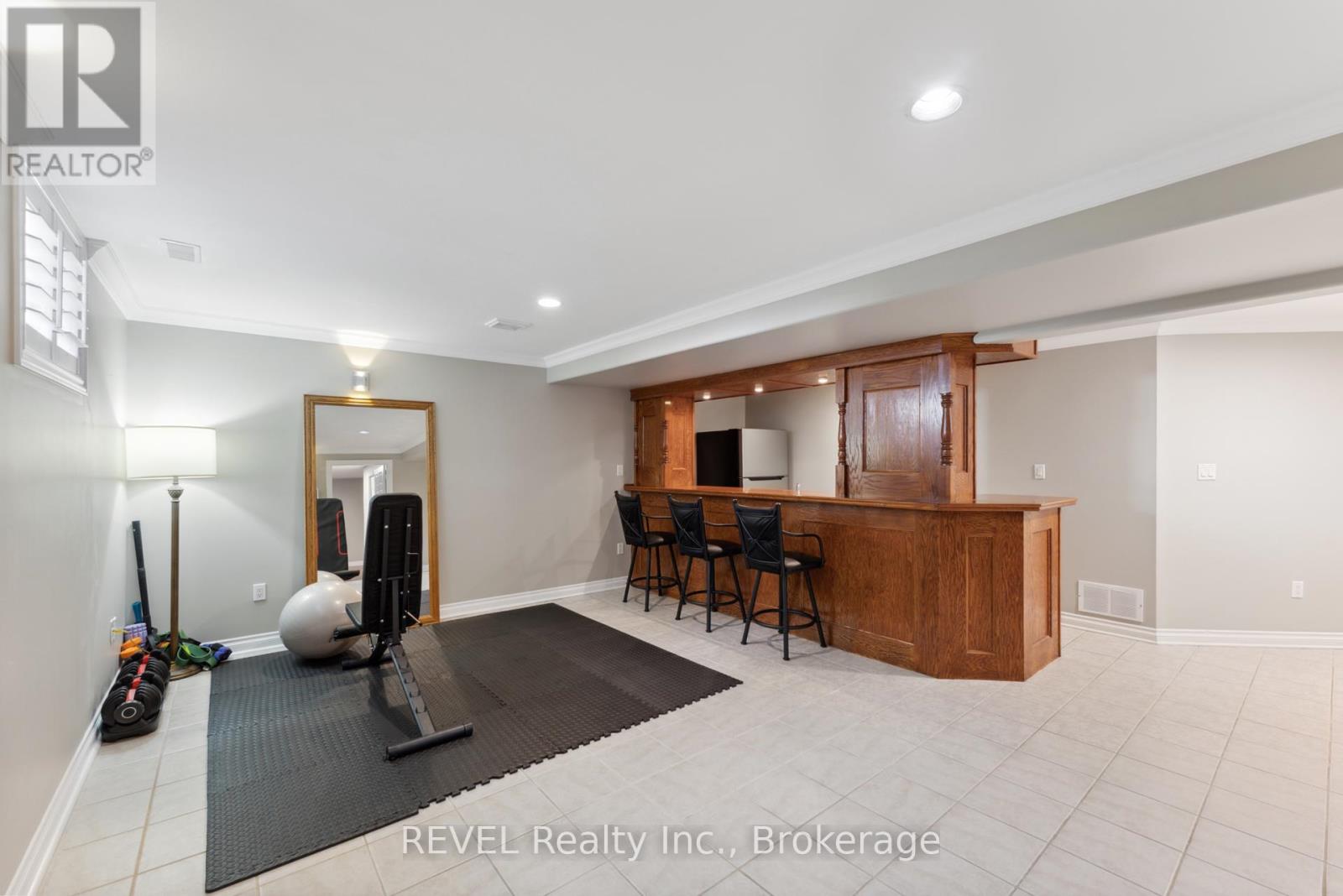 7930 Paddock Trail Drive, Niagara Falls, Ontario  L2H 1X2 - Photo 32 - X12205424