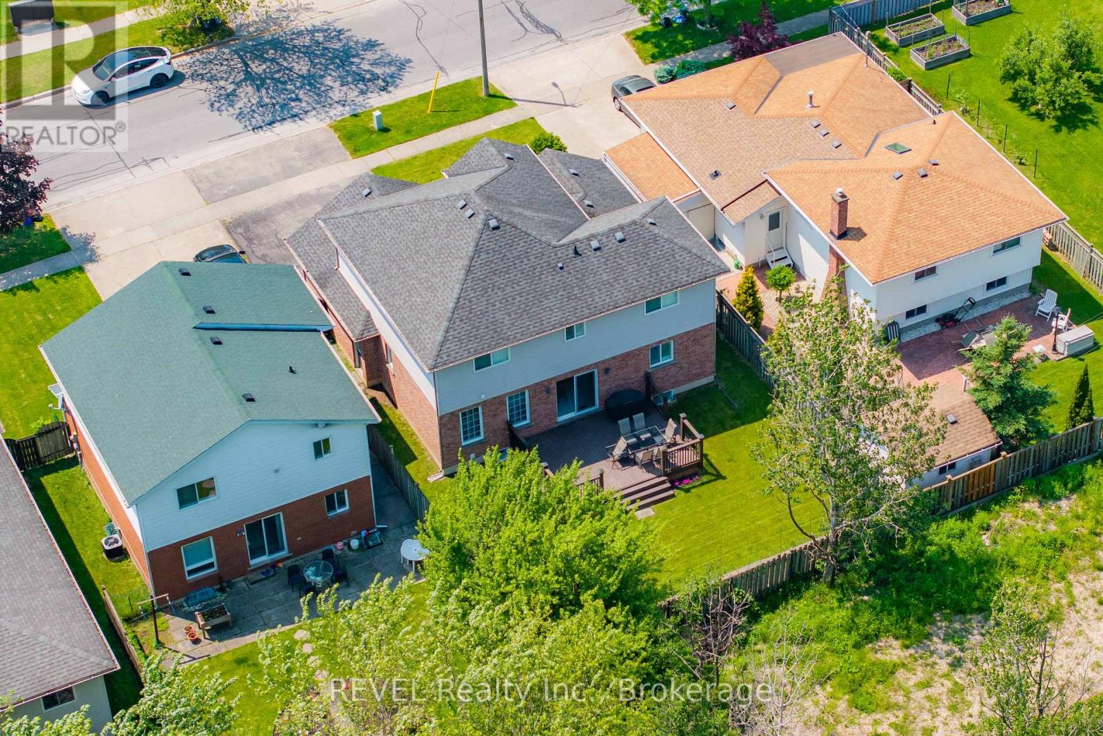 7930 Paddock Trail Drive, Niagara Falls, Ontario  L2H 1X2 - Photo 44 - X12205424
