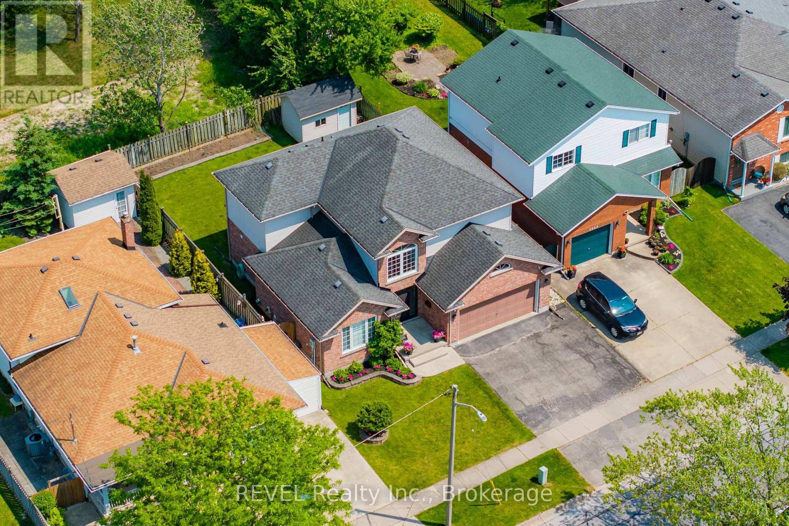 7930 Paddock Trail Drive, Niagara Falls, Ontario  L2H 1X2 - Photo 46 - X12205424